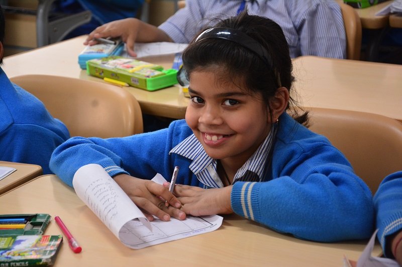 school in tollygunge