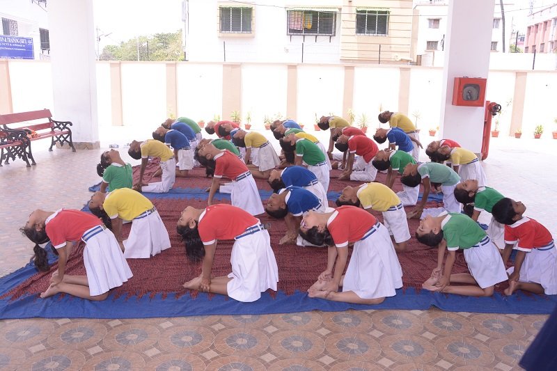 school in tollygunge